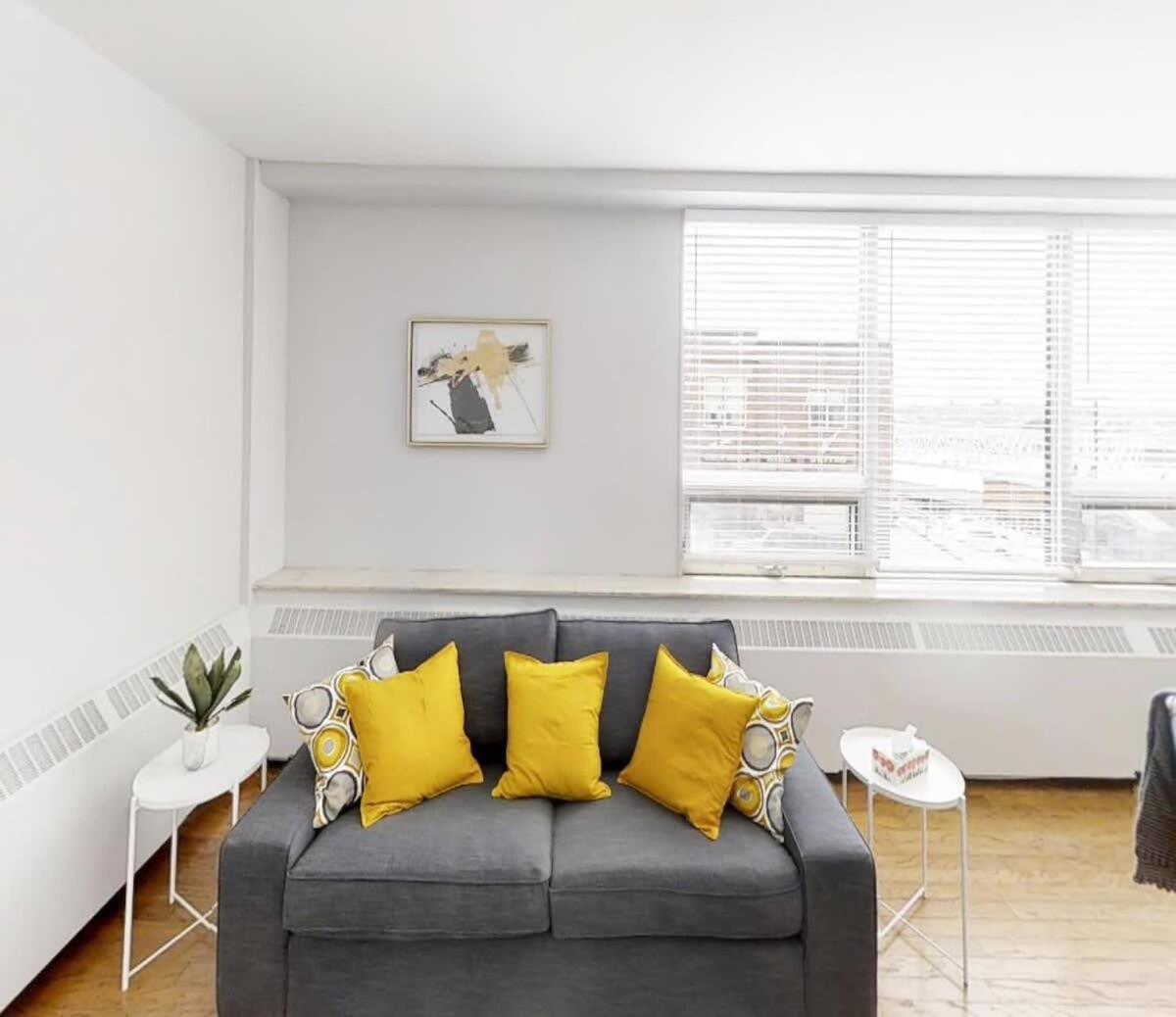 Bright Cozy Condo The Heart Of Uptown 2Bed Coffee & Tea Saint-Jean Extérieur photo